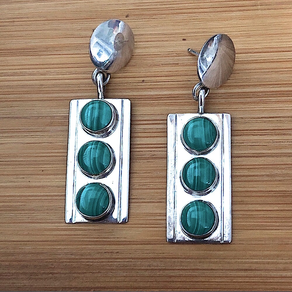 $82  Signed Navajo Estate Stud Earrings  Sterling  Marked D Sterling - Picture 6 of 6